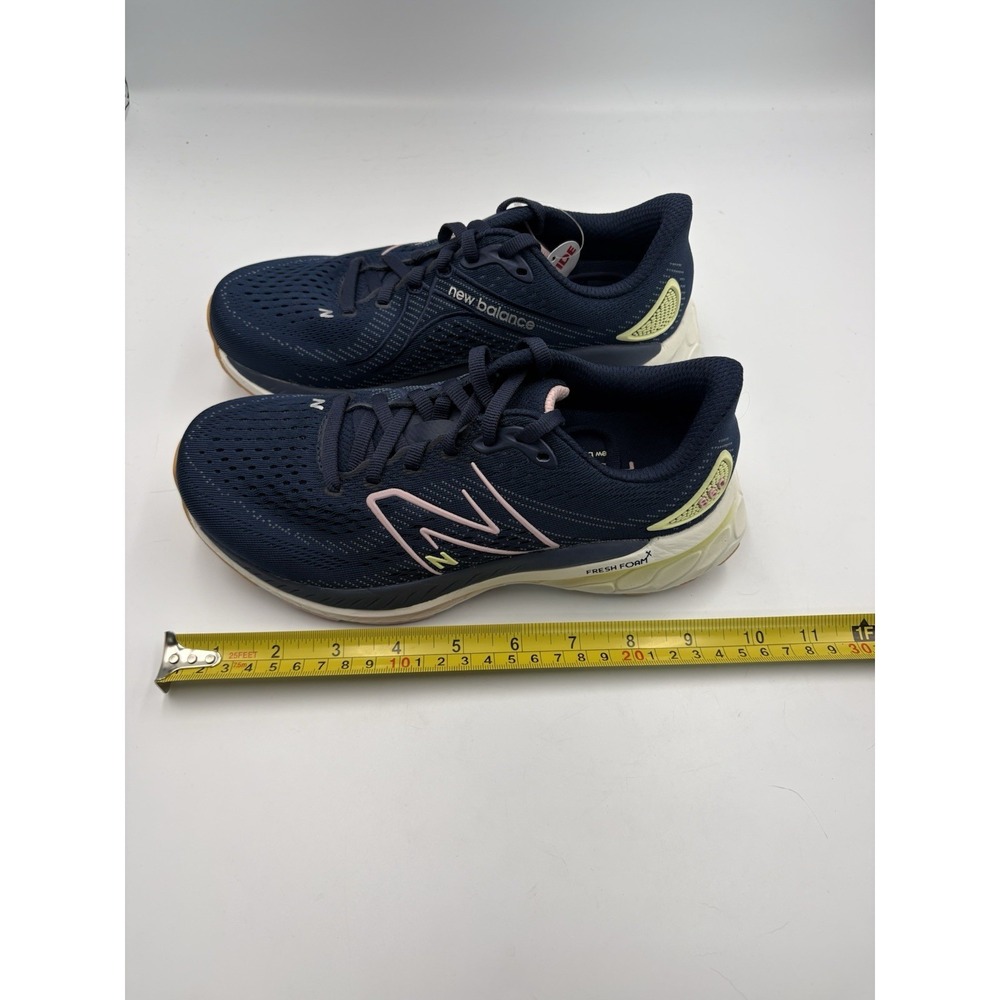 New Balance Fresh Foam Men's Navy Pink Low Top Lace-Up Running Sneakers - Picture 7 of 8